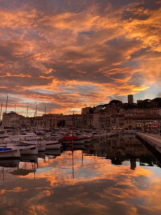 Beau meublé 3 pièces 60 m² Cannes Le Suquet Esterno foto